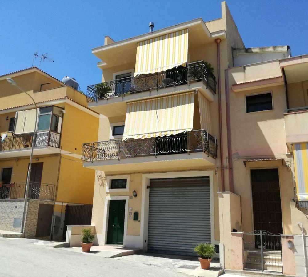 La Dimora Di Helios Apartment Noto Exterior photo